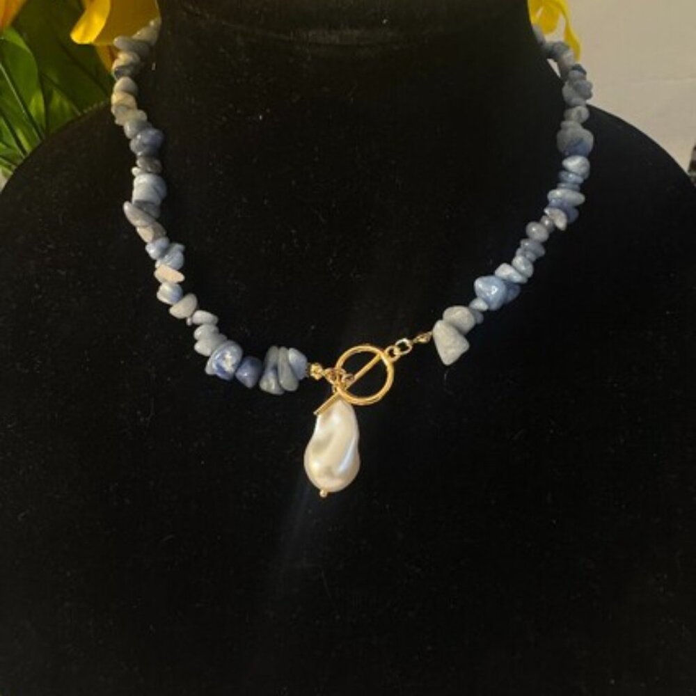 FESTOON STATEMENT NECKLACE